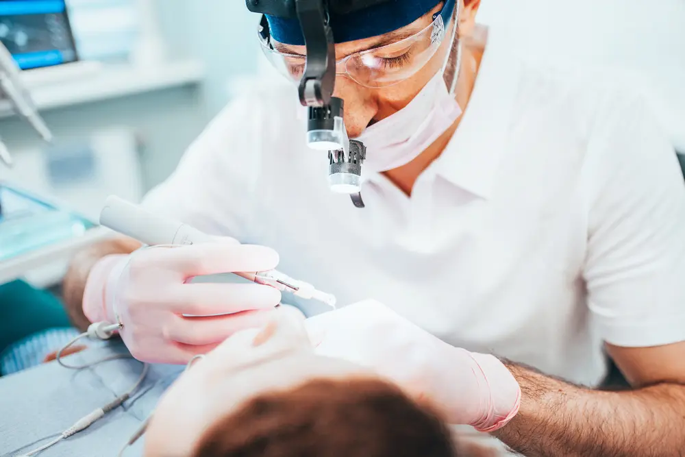 What to Expect From a Smile Makeover